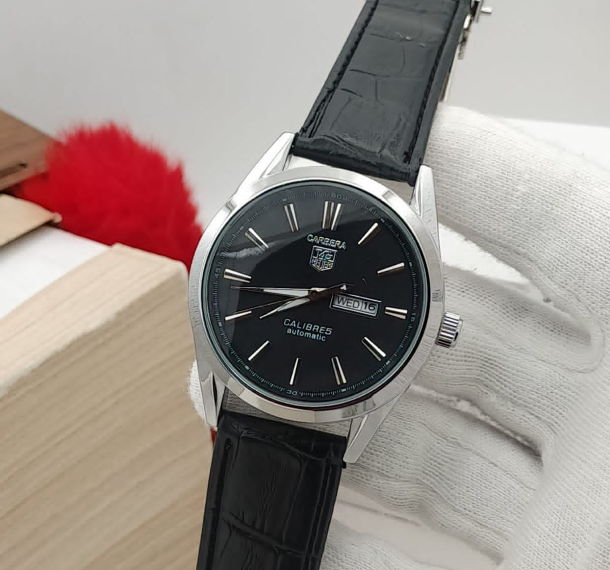 Carrera Calibre 5 - Luxury Swiss Watch With Leather Strap